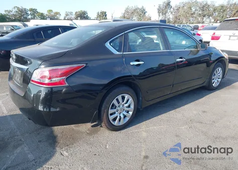 2015 Nissan Altima 2.5 S из США, поврежденный, VIN 1N4AL3AP1FC589016